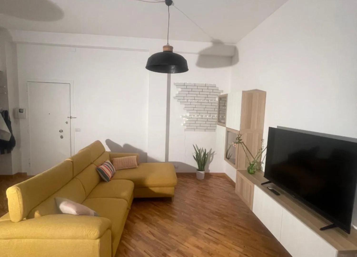 Urban Chic In Niguarda- 10 Minutes To Mm3 Apartamento Milão